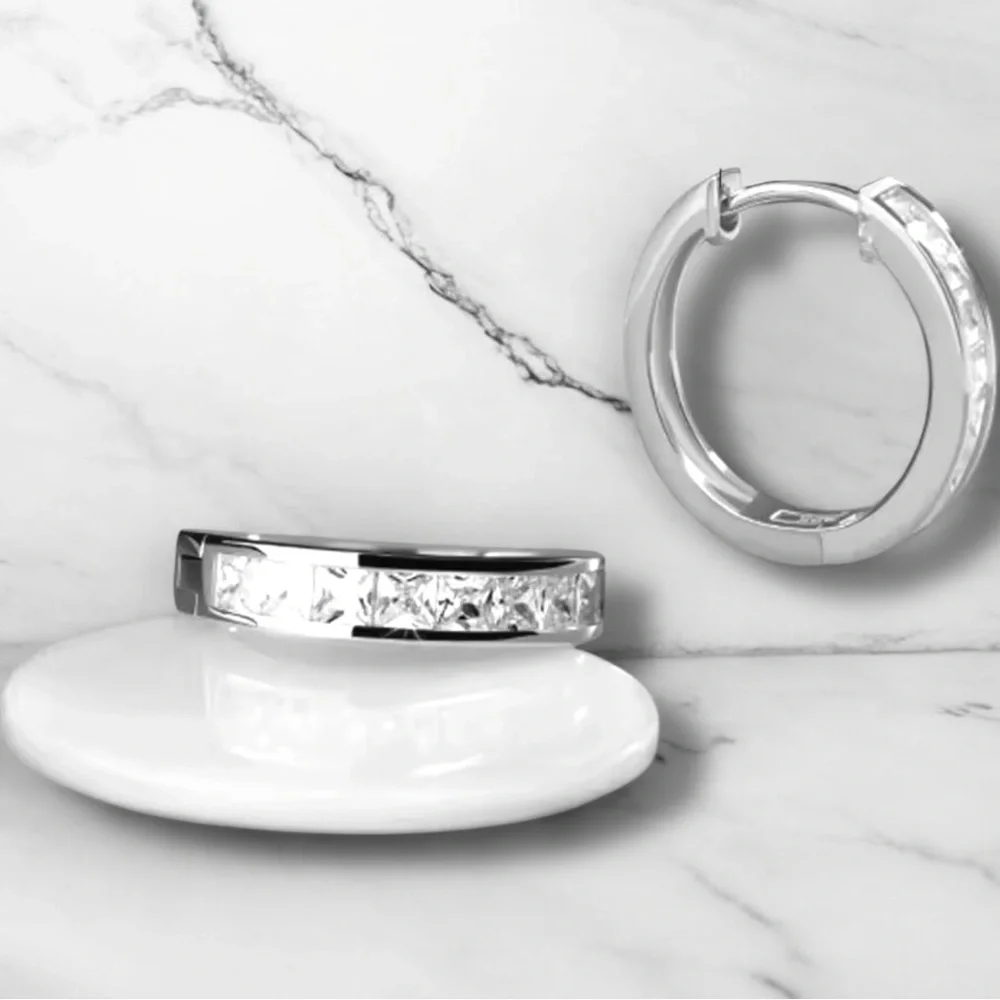 Just in! 925 Silver Hoop Diamond Earrings - Picture 5 of 8